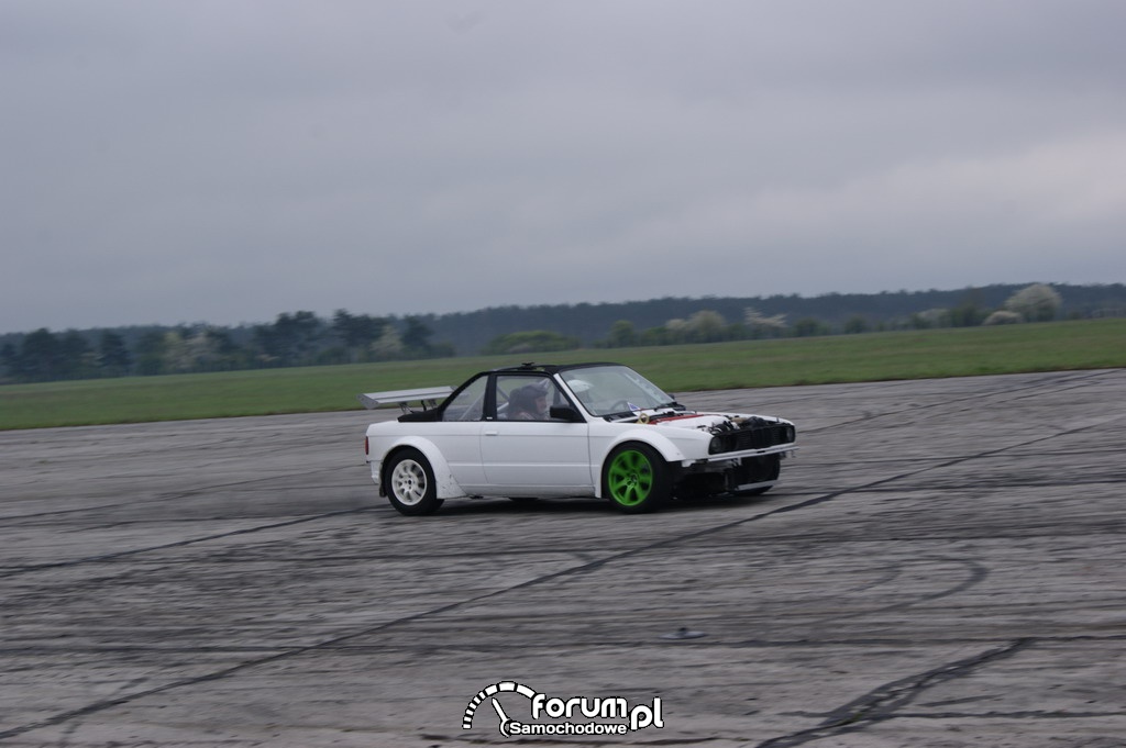 Zloty bmw e30 #5