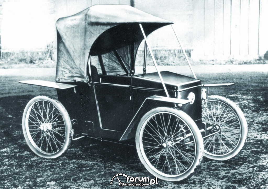 slaby-beringer-z-1923-roku-samochod-elektryczny-m9038.jpg