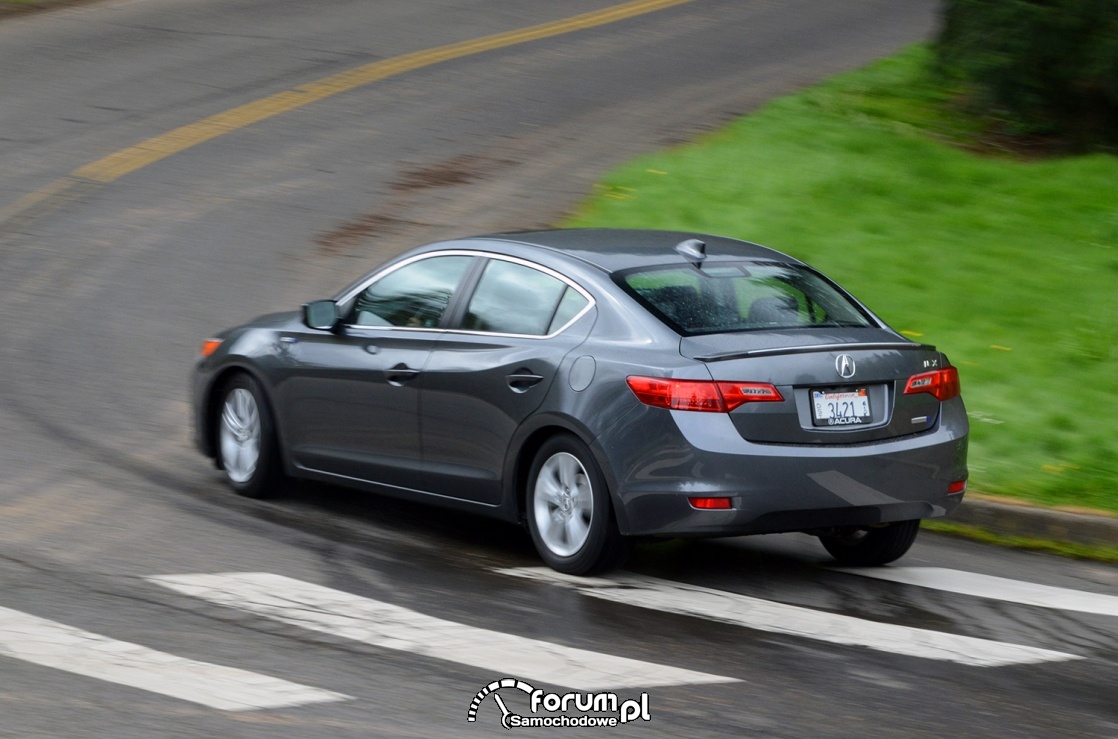 Acura ILX Hybrid