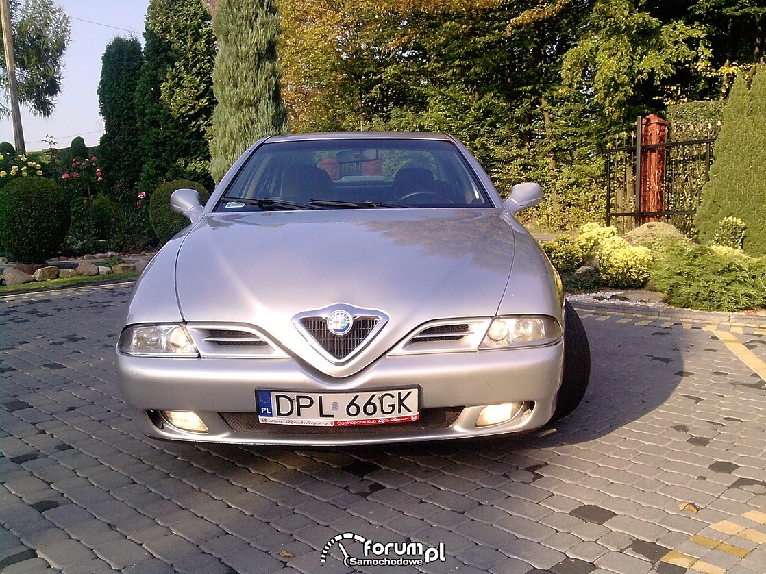 Alfa Romeo 166, przód