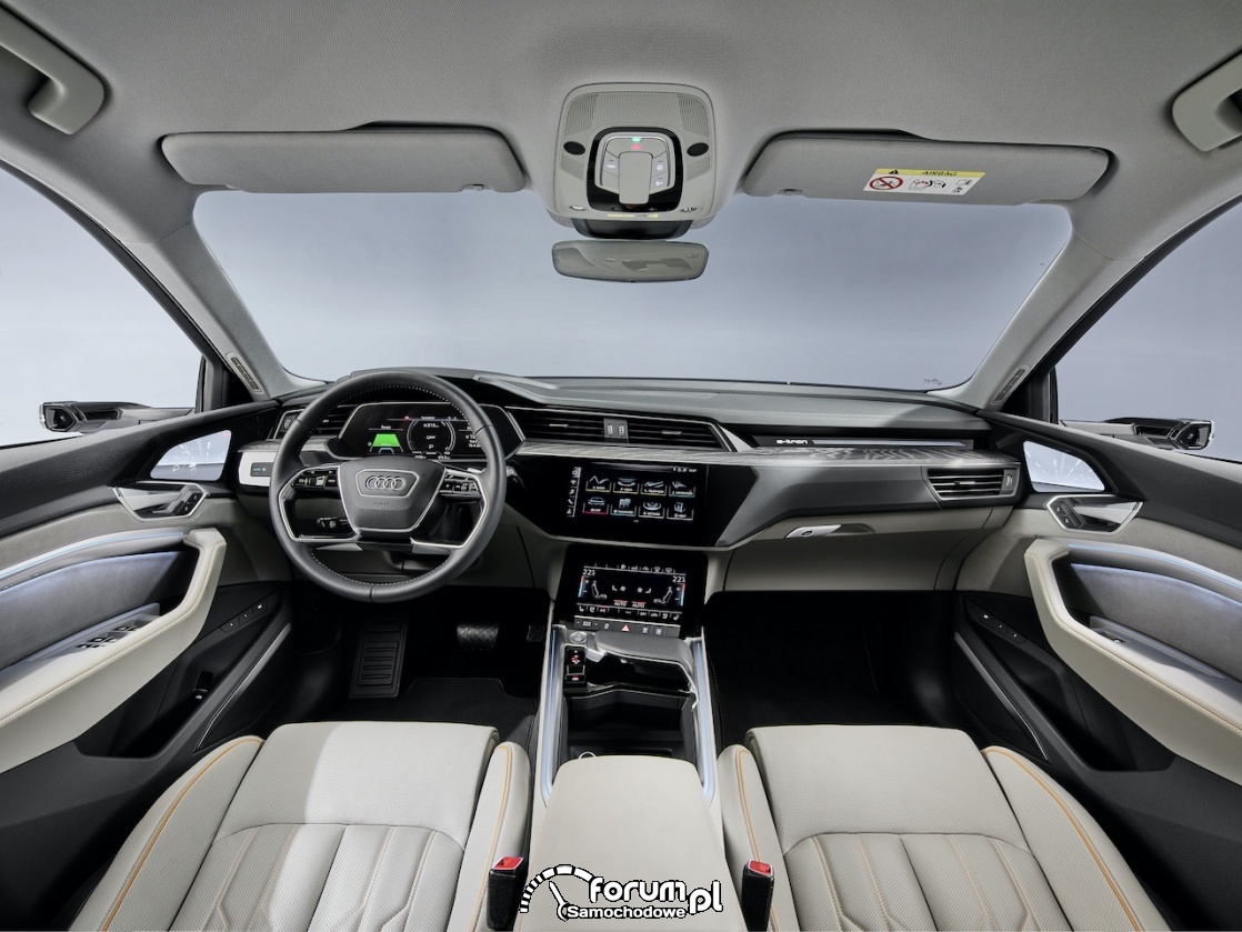 Audi e-tron, cyfrowe lusterka we wnętrzu