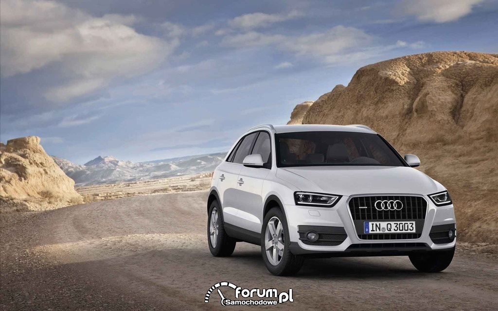 Audi Q1 Compact SUV - górska droga