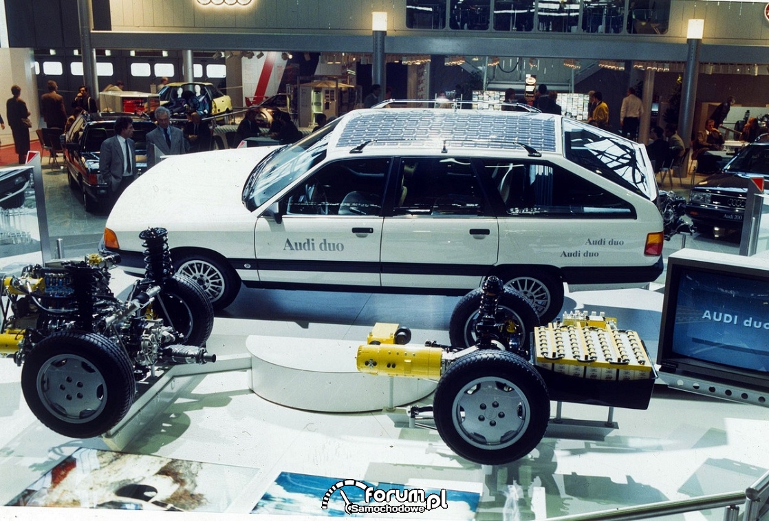 Elektryczne Audi 100 C1 z roku 1976, Audi duo