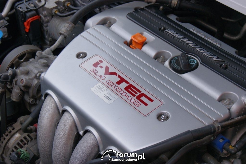 Silnik t-VTEC 2.4 DOHC