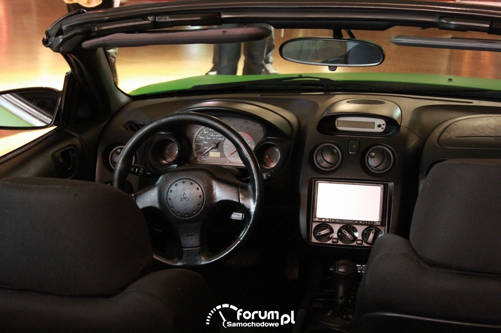 Mitsubishi Eclipse Cabrio, wnętrze