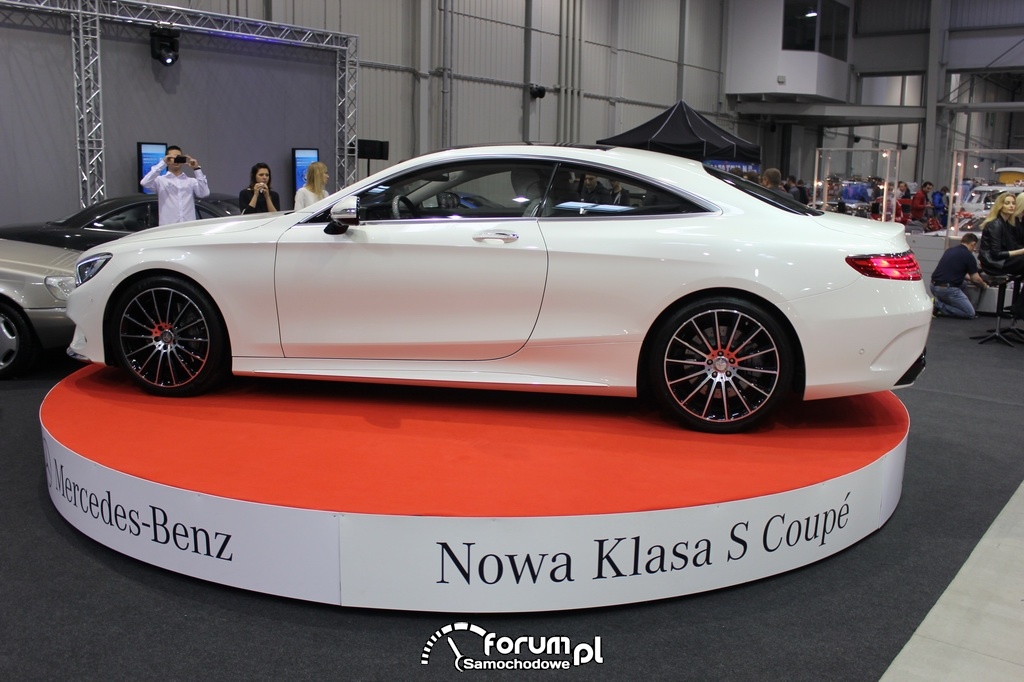 Mercedes-Benz Klasa S Coupe, bok