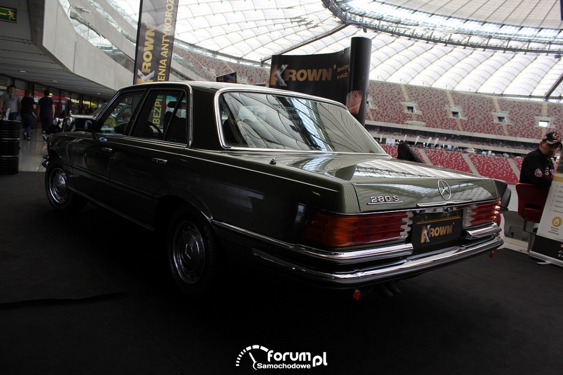 MercedesBenz 280s, tył zdjęcie Auto Nostalgia 2018