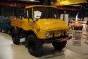 Mercedes-Benz Unimog 421