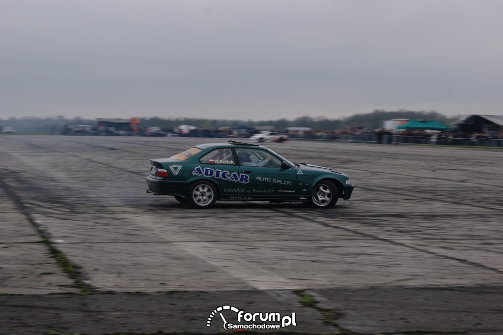 BMW E36, drift, lotnisko, 3