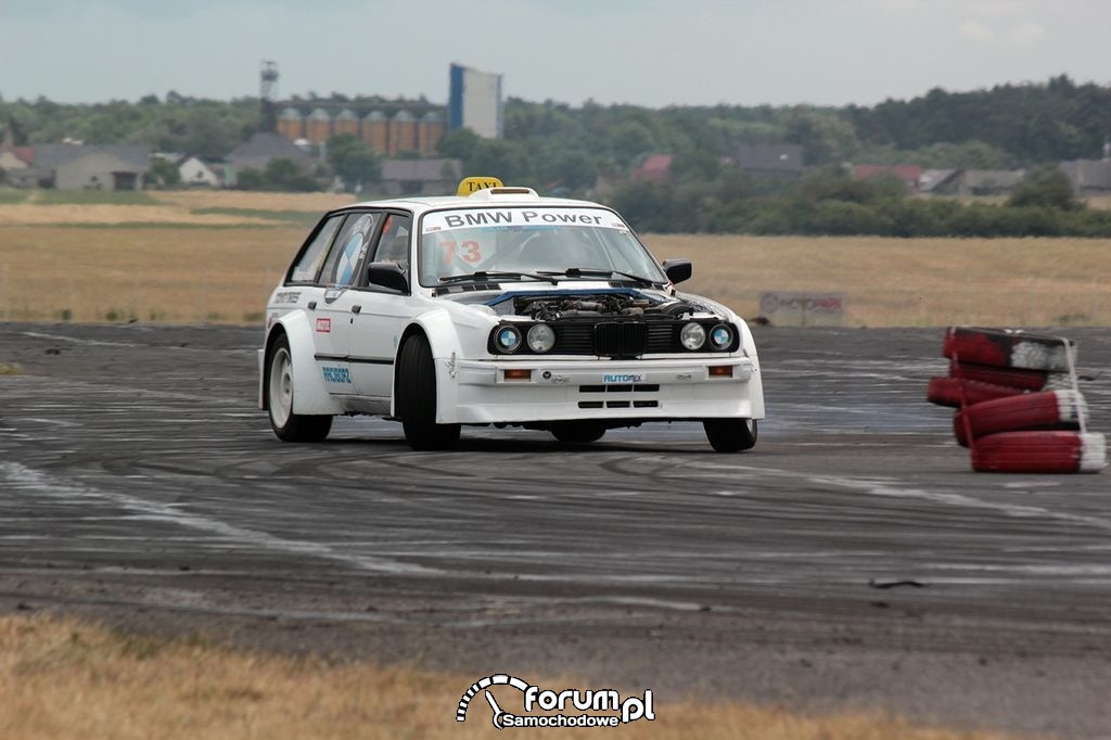 BMW E30 kombi, drift taxi, 2
