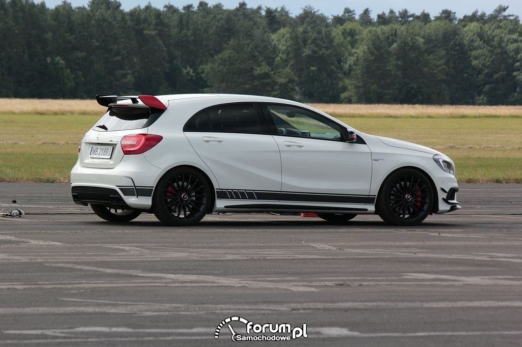 Mercedes A45 AMG