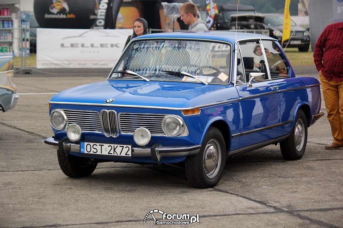 BMW 1802, przód