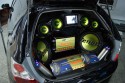 Car-Audio zabudowa bagażnika