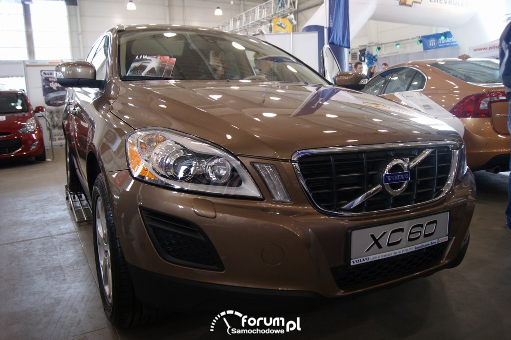 Targi AutoSalon, bass i tuning