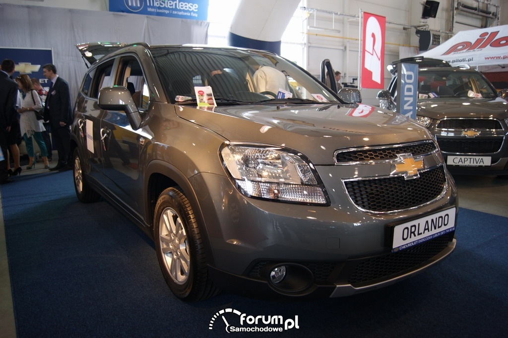 Targi AutoSalon, bass i tuning