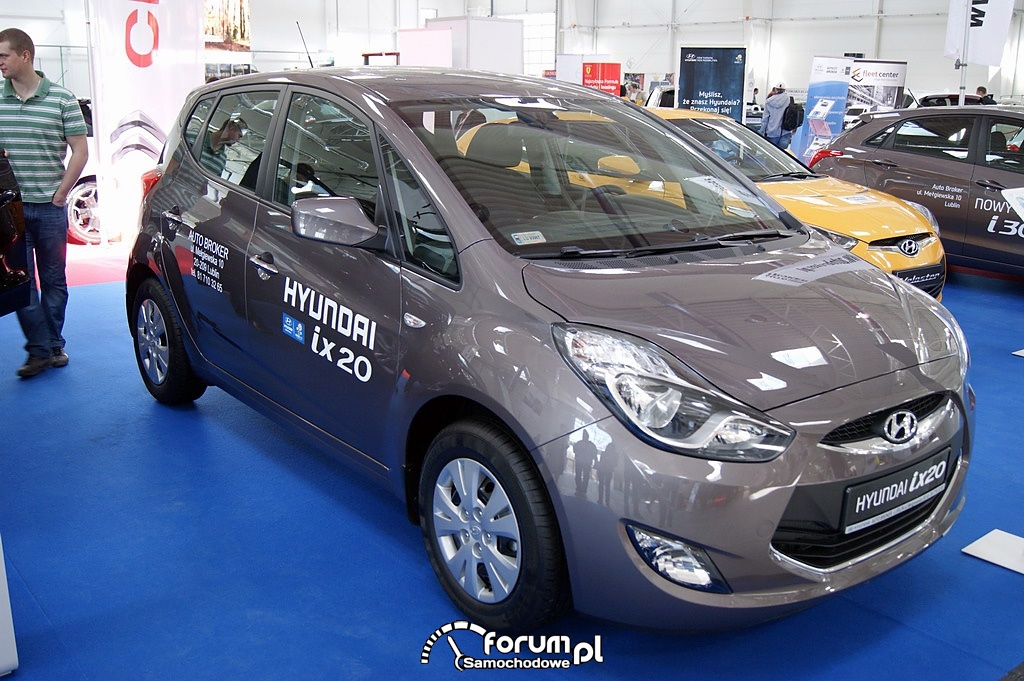 Hyundai ix20 zdjęcie AutoSalon Bass i Tuning Show