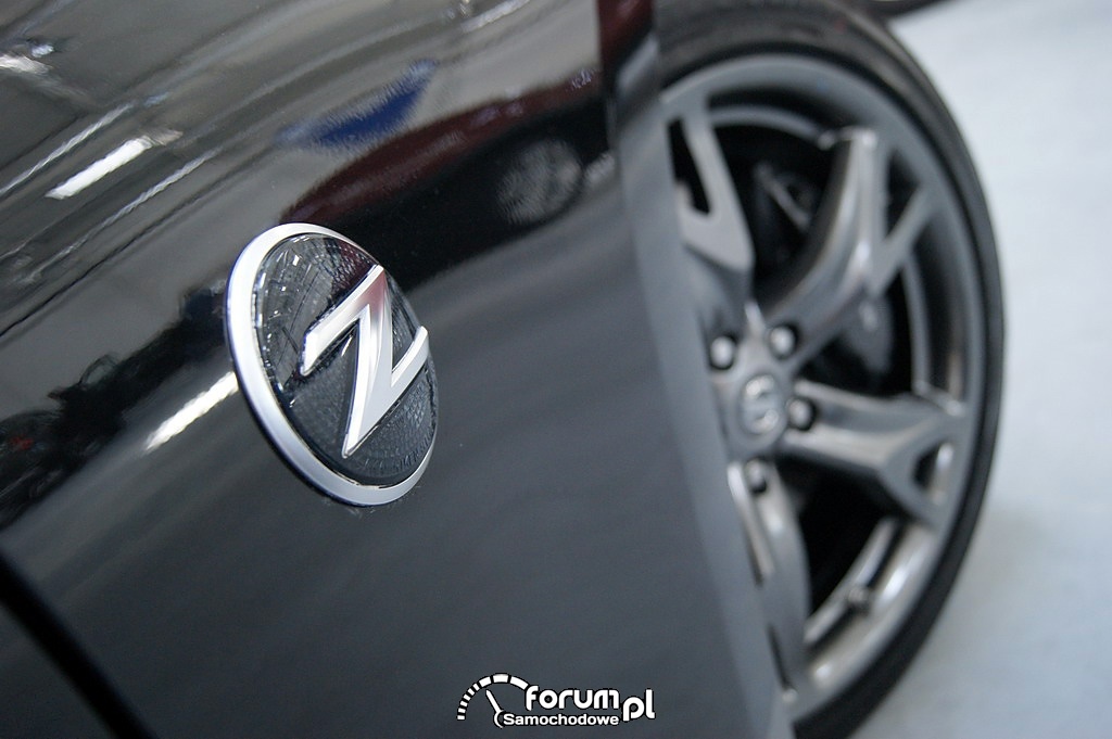 Nissan 370Z, logo