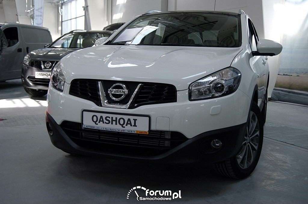 Nissan Qashqai zdjęcie AutoSalon Bass i Tuning Show