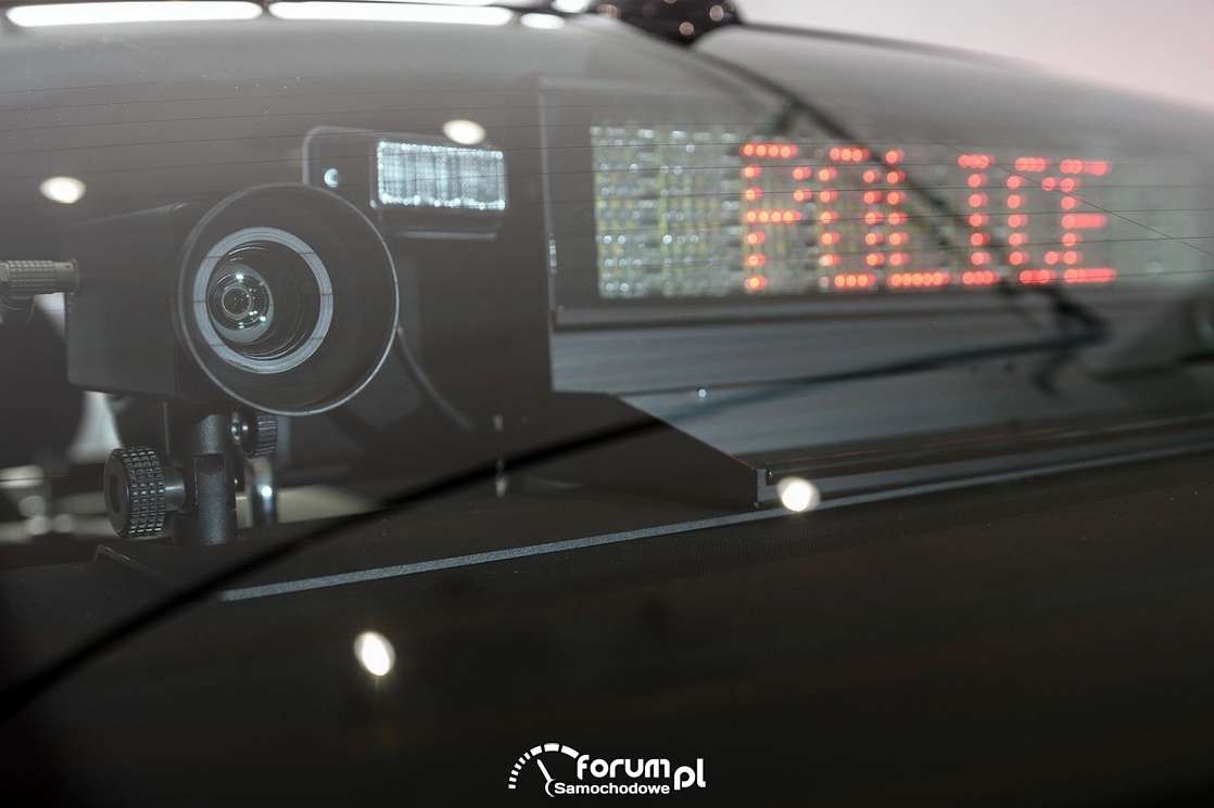 BMW 330i xDrive, POLICE, kamera