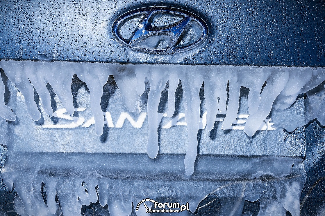 Hyundai Santa Fe, lód i logo