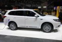 Mitsubishi Outlander PHEV, bok