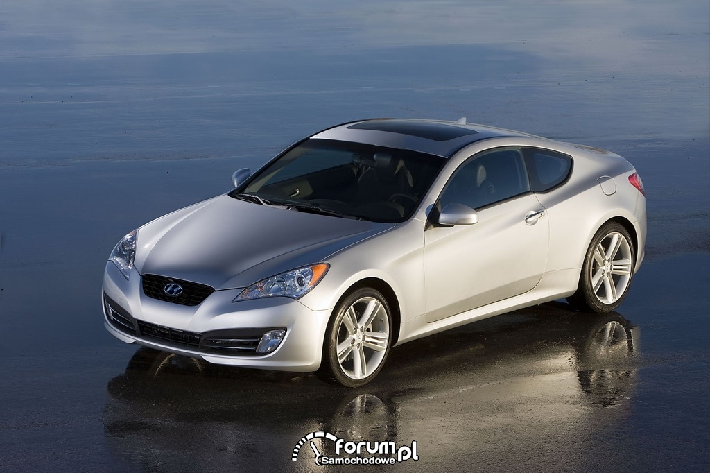 Hyundai Genesis Coupe 2
