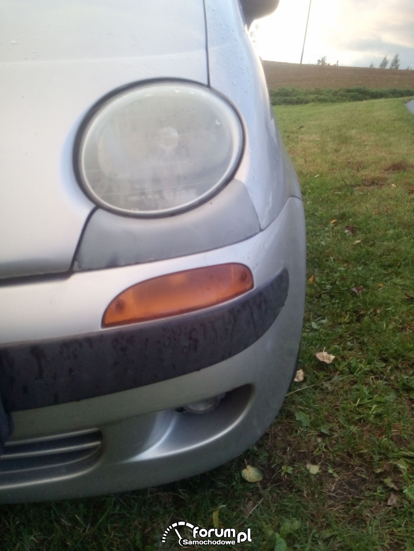 Prawy reflektor matiz