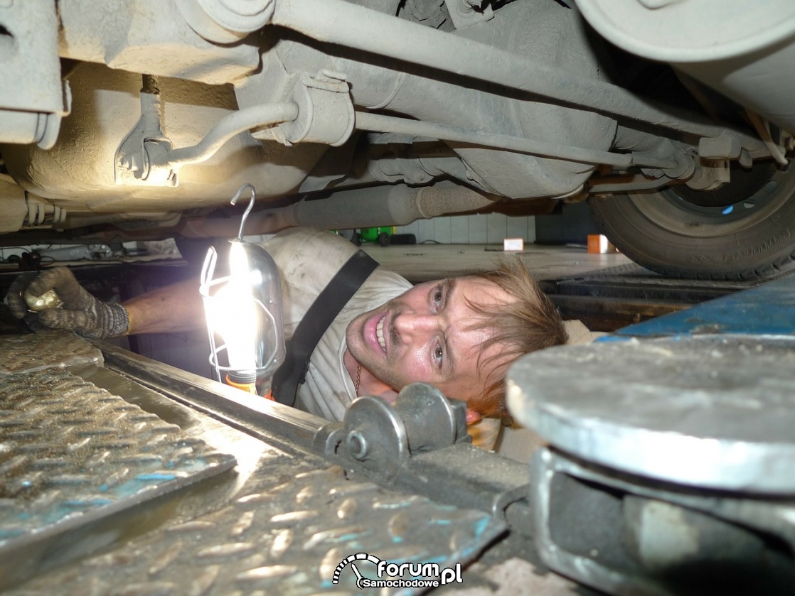 Przegląd zawieszenia, mechanik