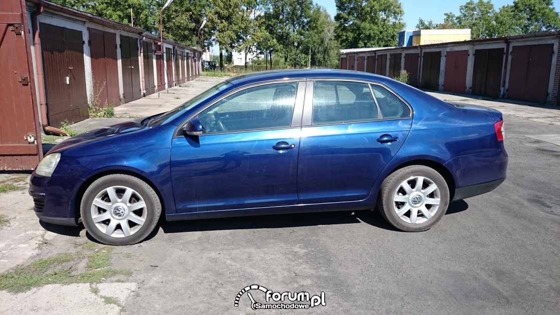 Jetta MK5 Bok