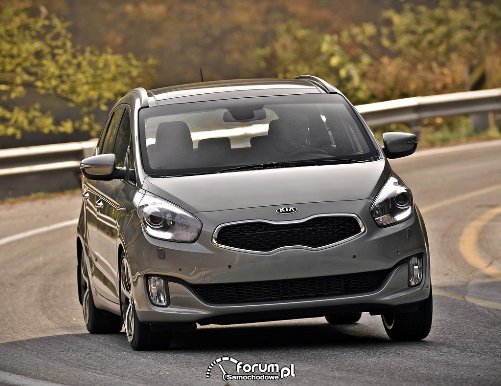 Kia Carens, przód, 2013 zdjęcie Galeria Kia