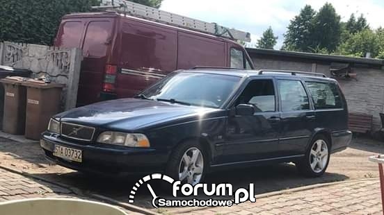 Volvo v70