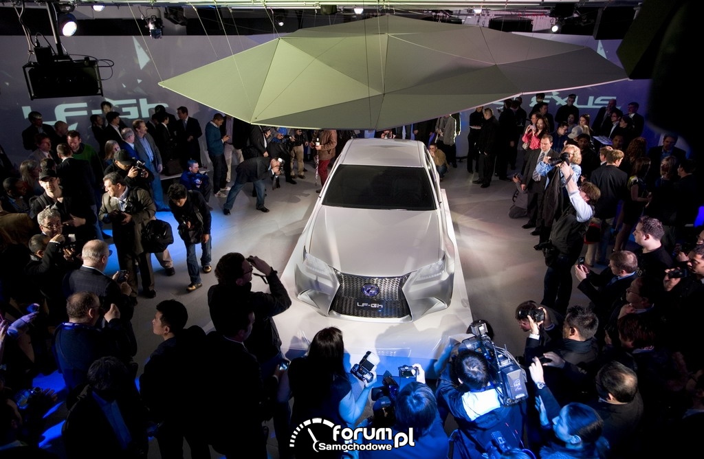 Lexus LF-Gh Hybrid