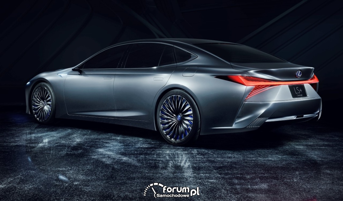Lexus LS, tył