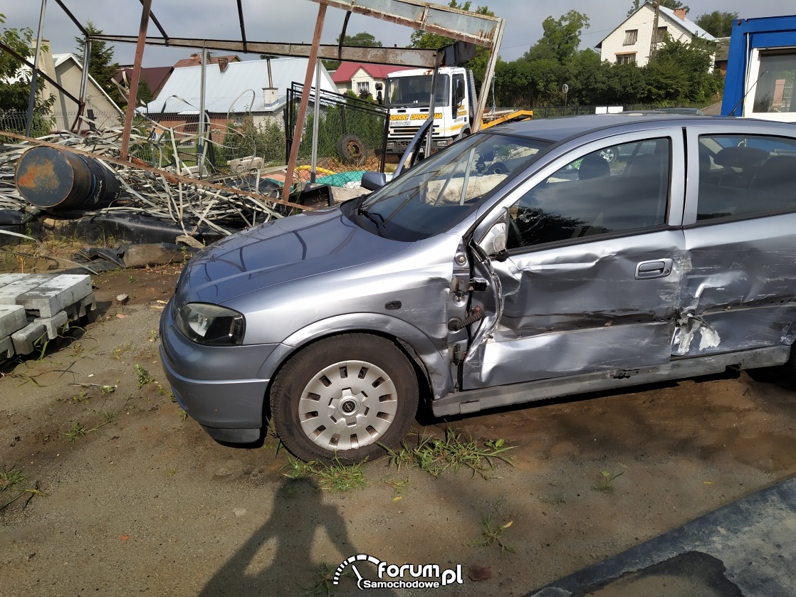 Astra g po wypadku (zdj i filmiki) naprawa?
