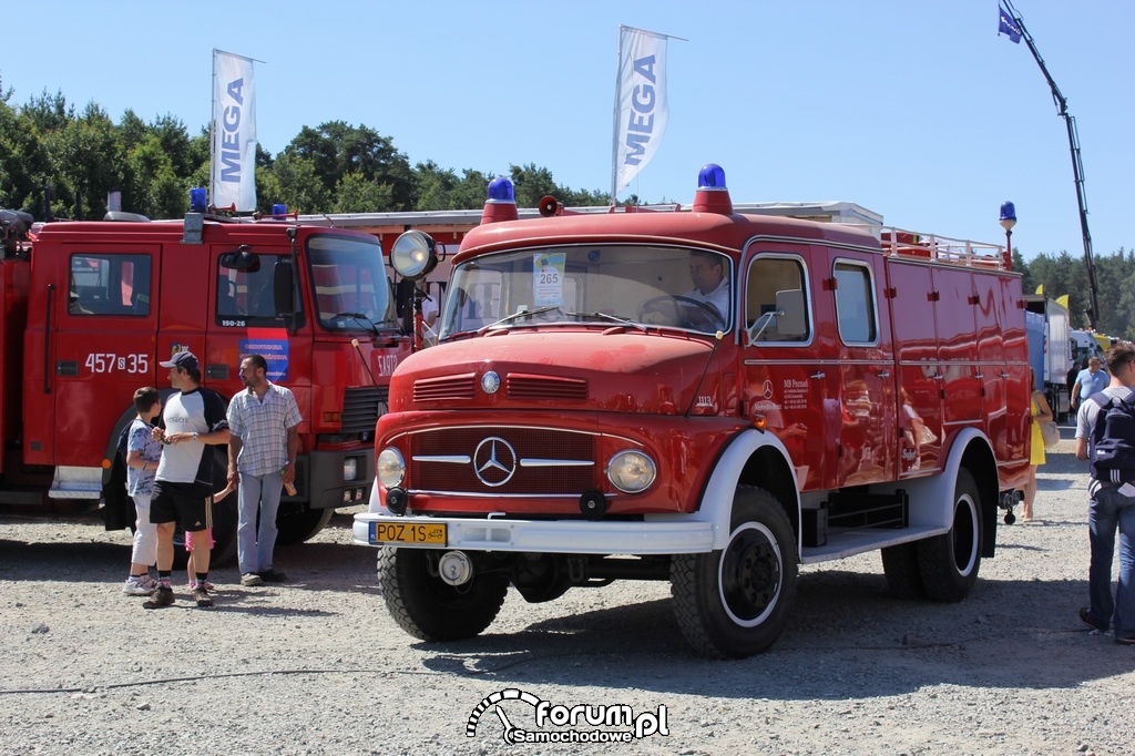 Mercedes 1113, wóz strażacki, przód