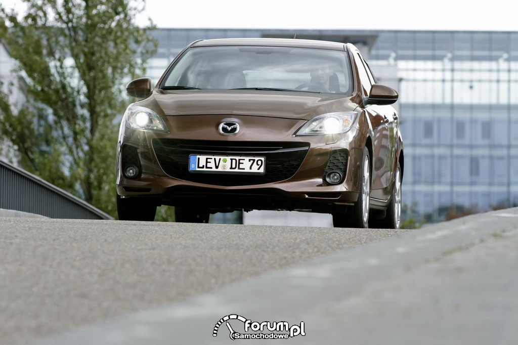 Mazda3 Facelift, Hatchback, 2011, styl zewnętrzny, 3