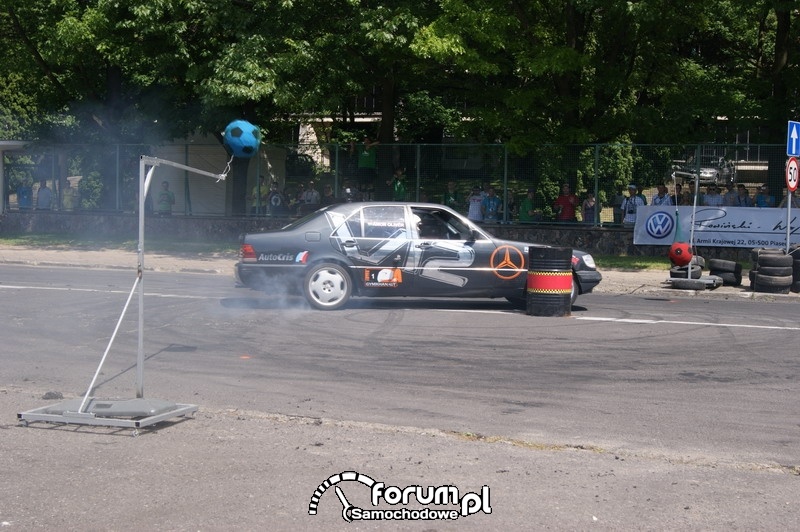 Drift Mercedes V12