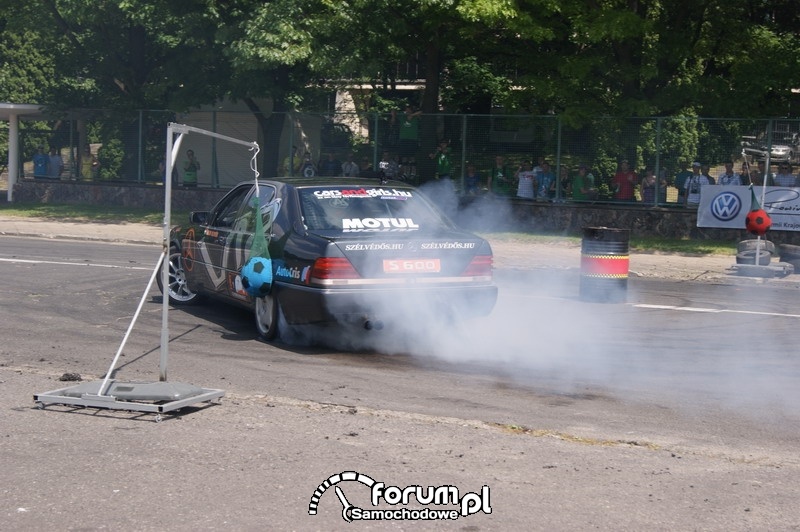Drift Mercedes V12