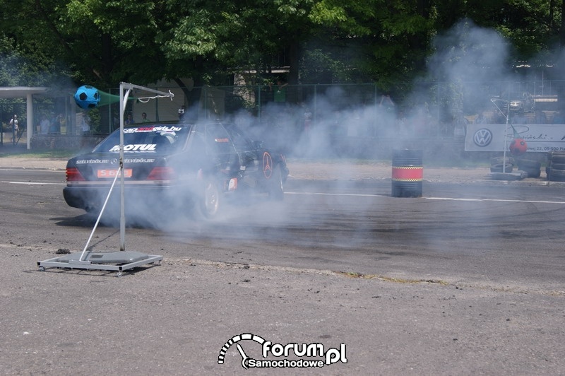 Drift Mercedes V12