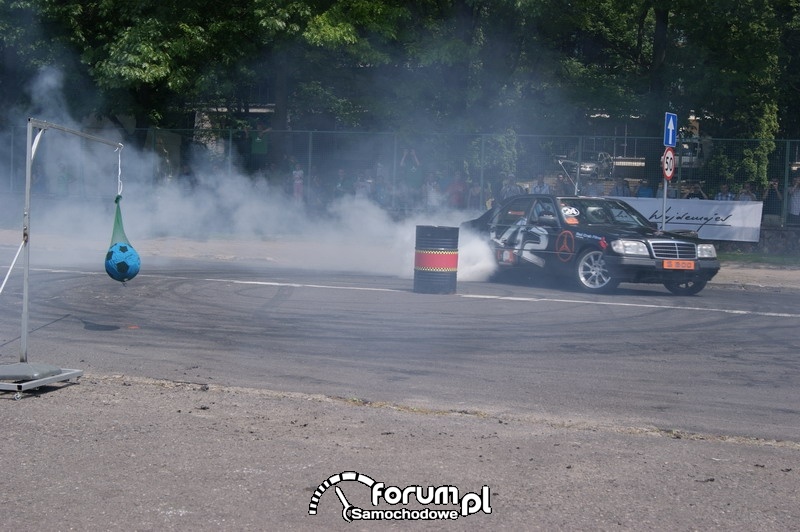 Drift Mercedes V12