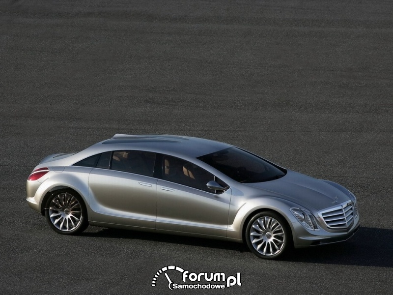 Mercedes Benz f700
