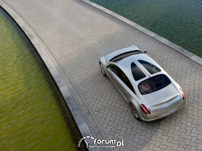 Mercedes Benz f700