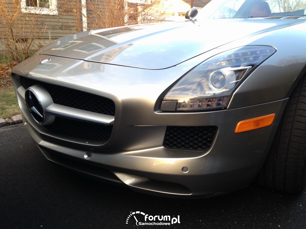 Mercedes-Benz SLS AMG, przód
