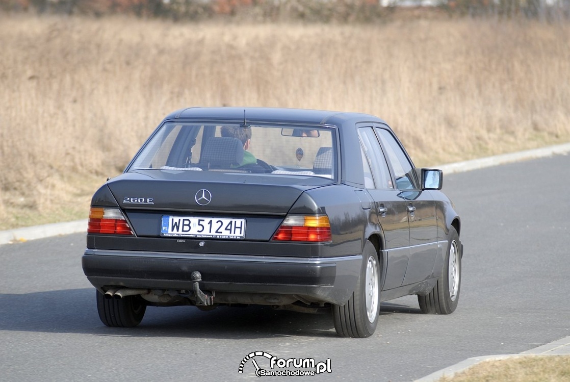 Mercedes W124