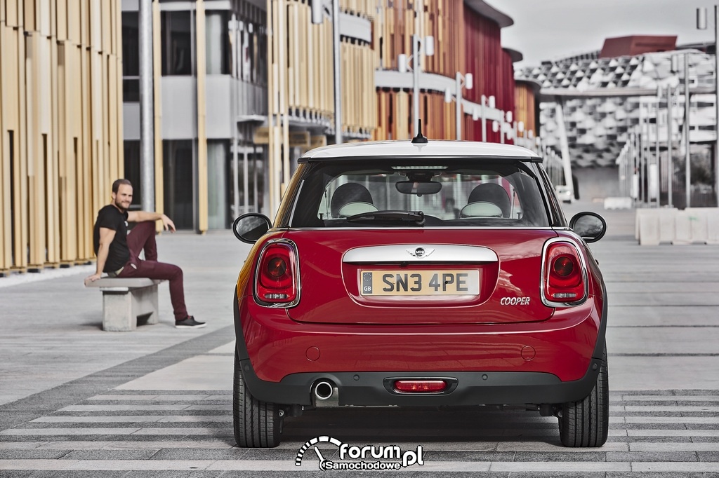 MINI Cooper, tył