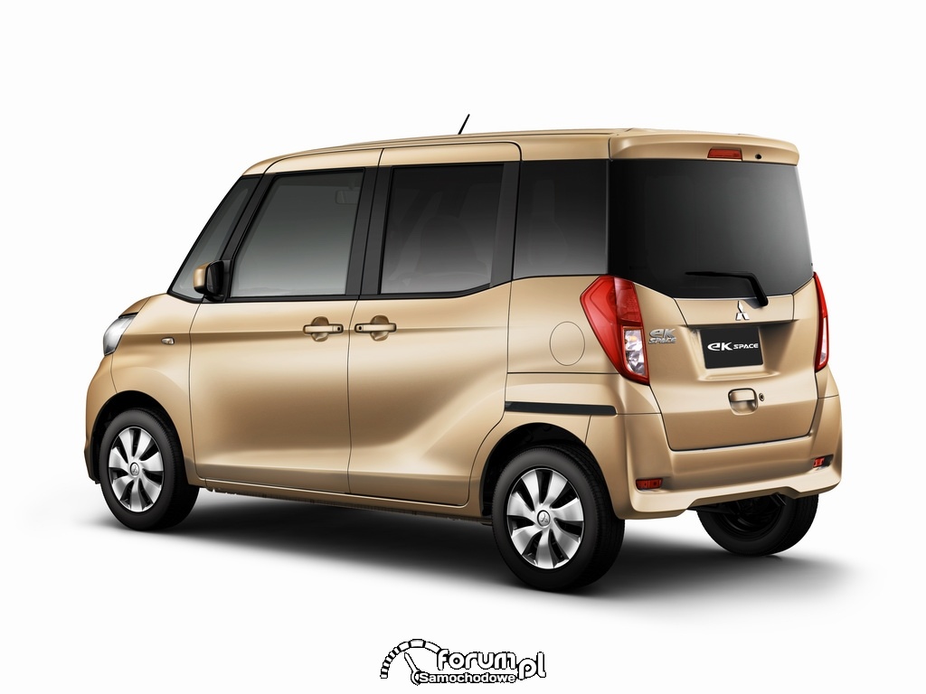 Mitsubishi eK Space, tył