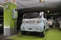 Mitsubishi I-MiEV ładowanie samochodu.