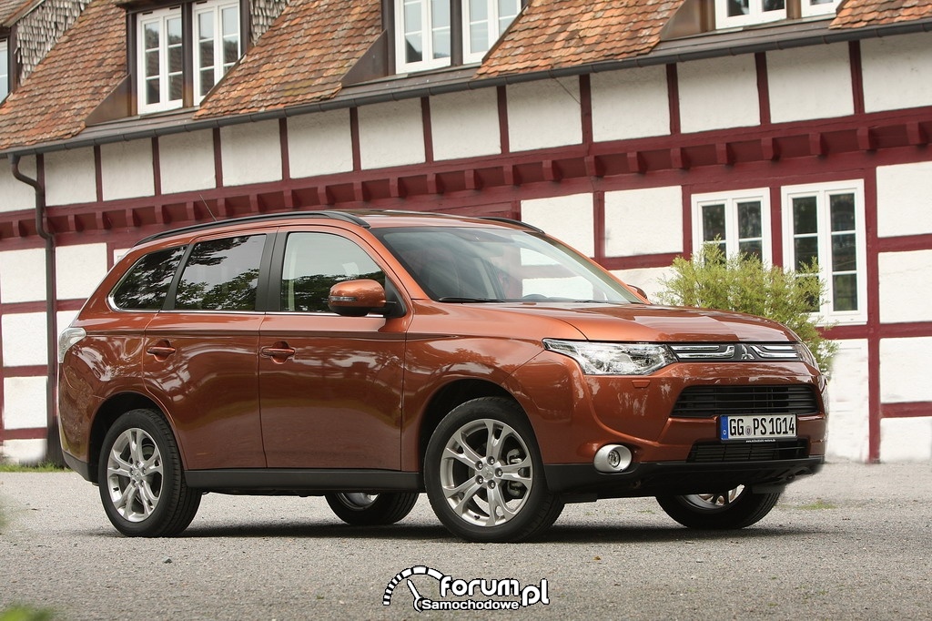 Mitsubishi Outlander - 5 gwiazdek w testach Euro NCAP