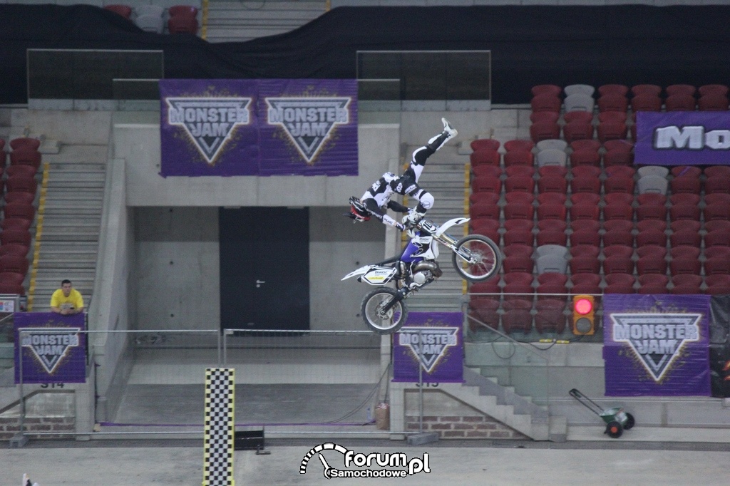 Freestyle Motocross, akrobacje w powietrzu, 13
