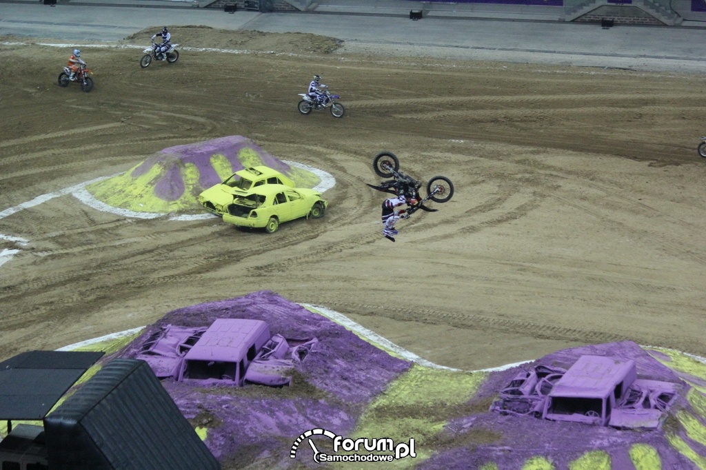 Freestyle Motocross, akrobacje w powietrzu, 18